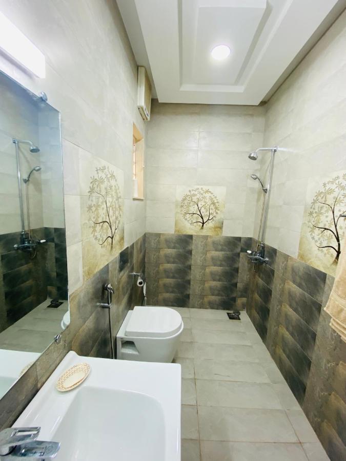 Continental Boutique House Bed & Breakfast Islamabad Ngoại thất bức ảnh