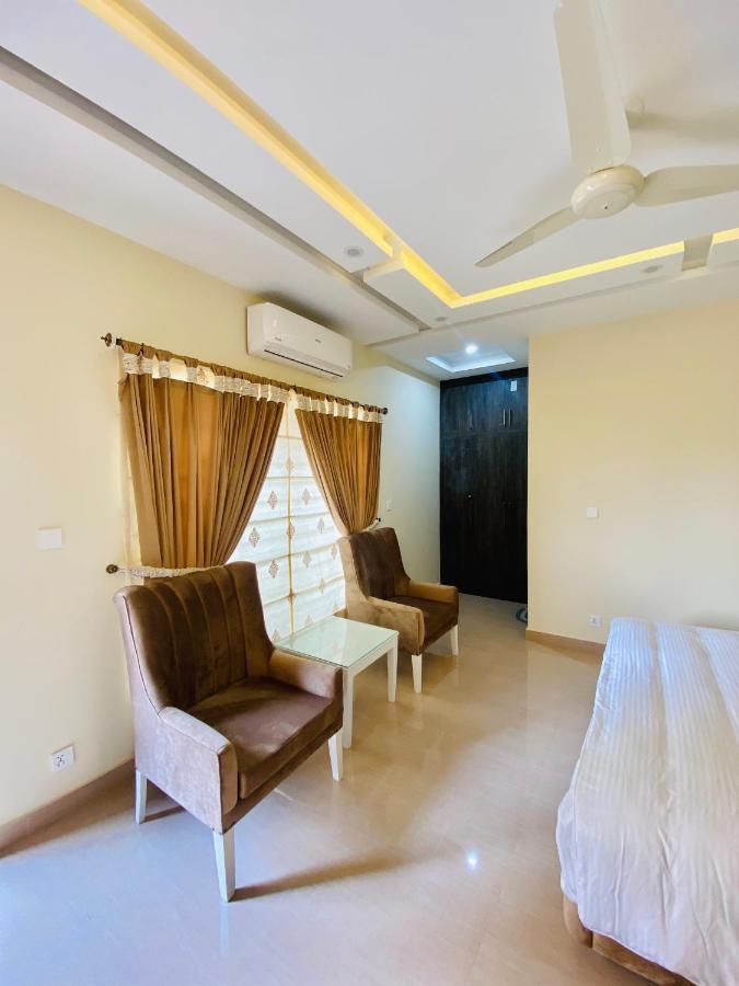 Continental Boutique House Bed & Breakfast Islamabad Ngoại thất bức ảnh