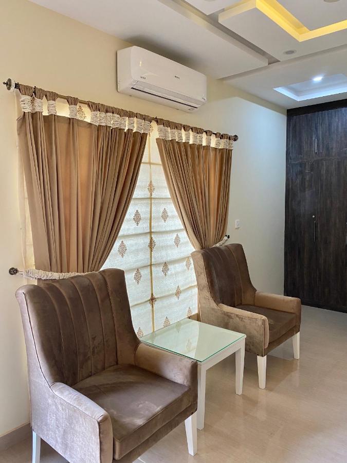Continental Boutique House Bed & Breakfast Islamabad Ngoại thất bức ảnh
