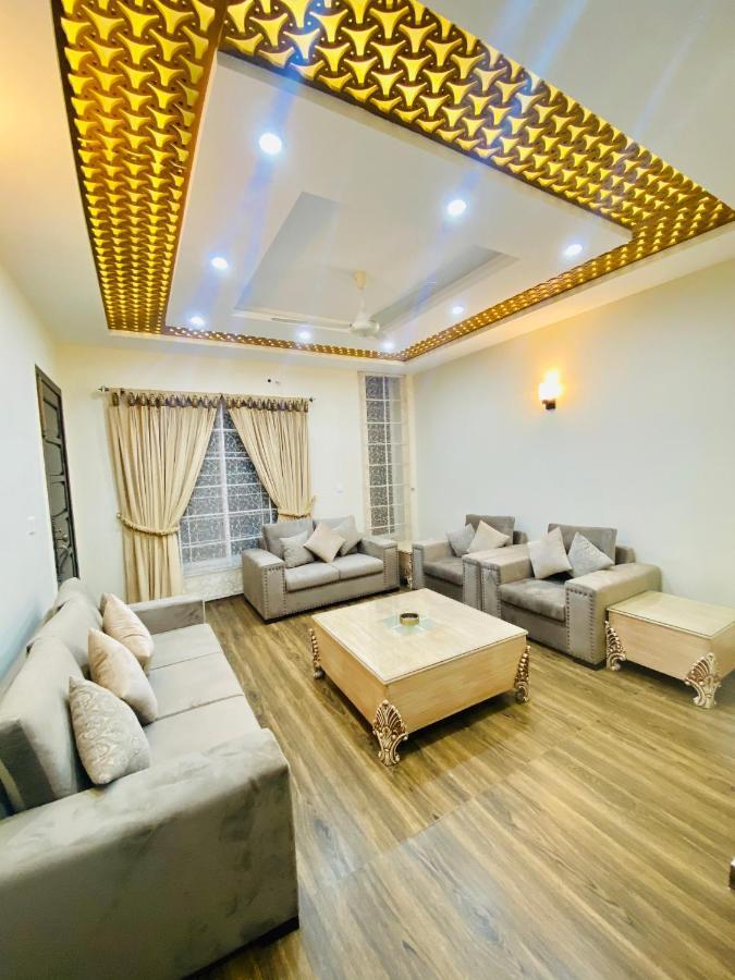 Continental Boutique House Bed & Breakfast Islamabad Ngoại thất bức ảnh