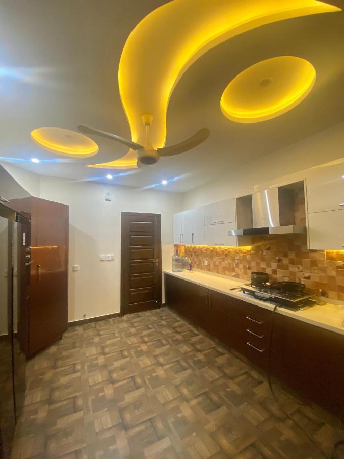 Continental Boutique House Bed & Breakfast Islamabad Ngoại thất bức ảnh